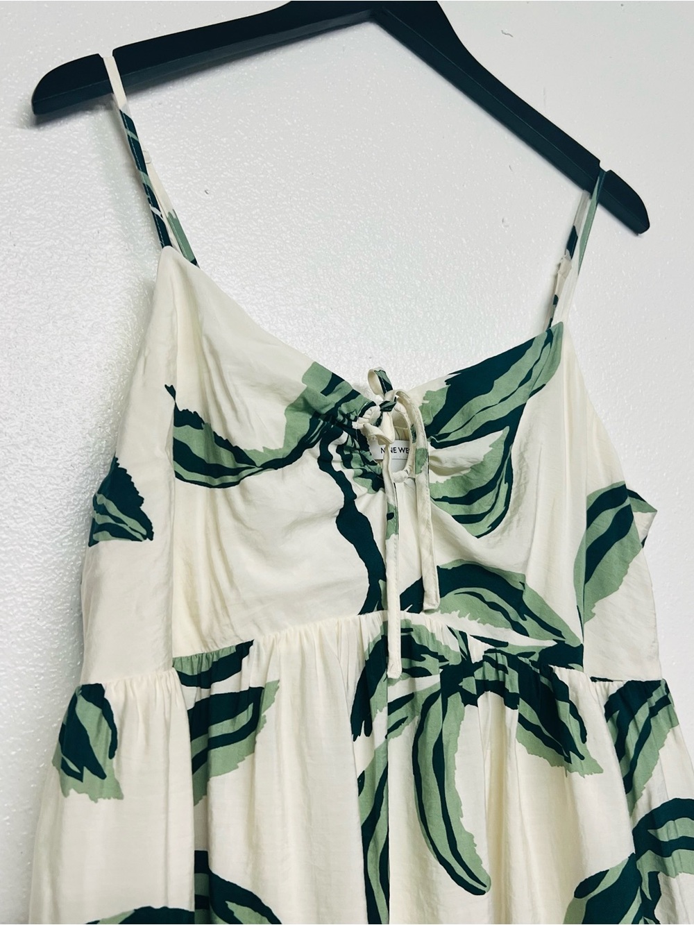 Nine West Tropical Leaf Print Sundress Size L Adjustable Straps Summer Dress - Picture 3 of 11